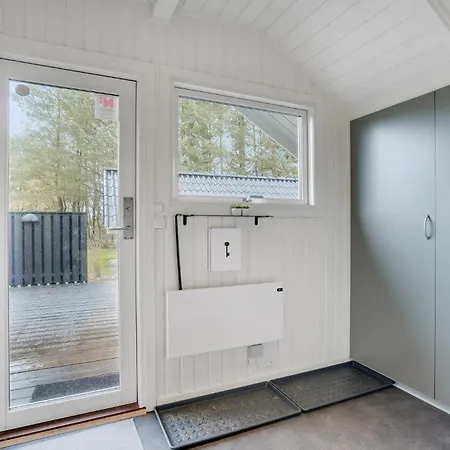 3 Bedroom Awesome In Blavand Holiday home