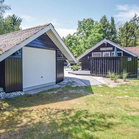 Holiday home 3 Bedroom Awesome In Blavand